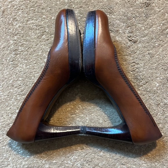 Stuart Weitzman Brown Platform Heels - Picture 2 of 9